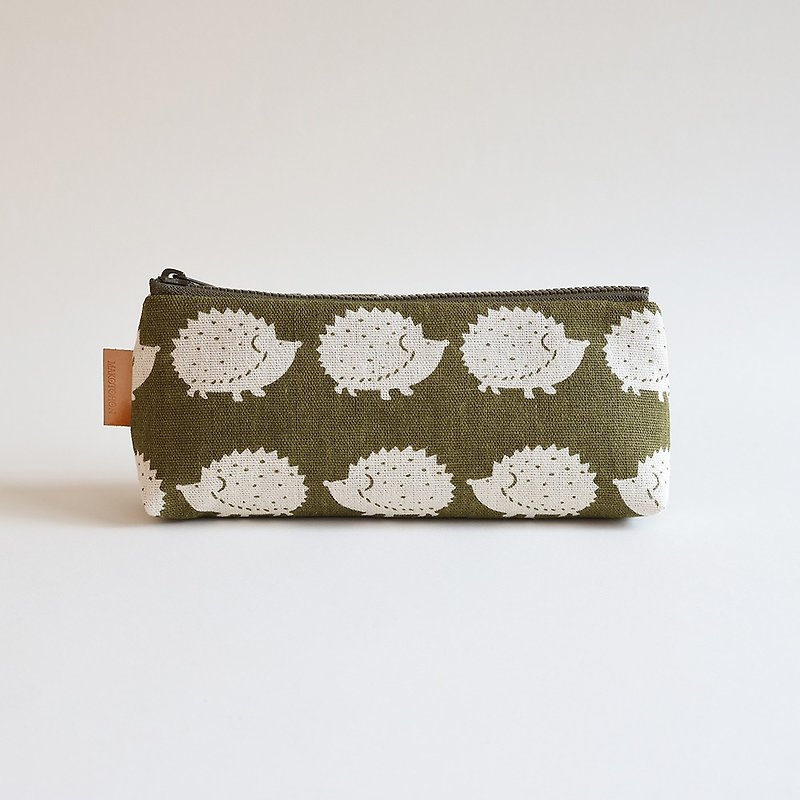 Handmade hedgehog pattern matcha green pencil case - กล่องดินสอ/ถุงดินสอ - ผ้าฝ้าย/ผ้าลินิน สีเขียว