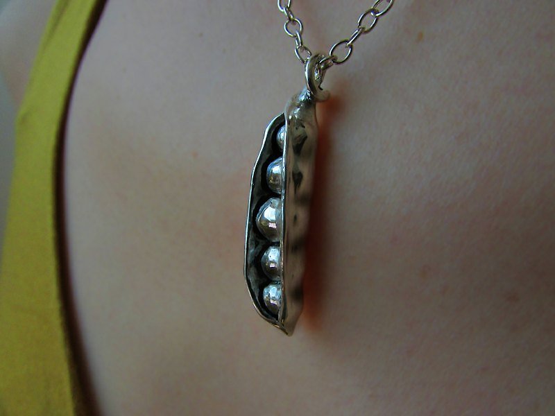peapod necklace_豌豆夾項鍊 | 設計師手工 個性項鍊 生日禮 - 項鍊 - 銀 銀色