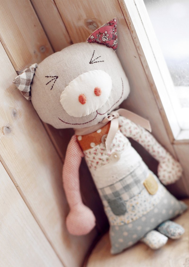 [Good day] Handmade Patchwork smiled pig - Stuffed Dolls & Figurines - Other Materials Multicolor