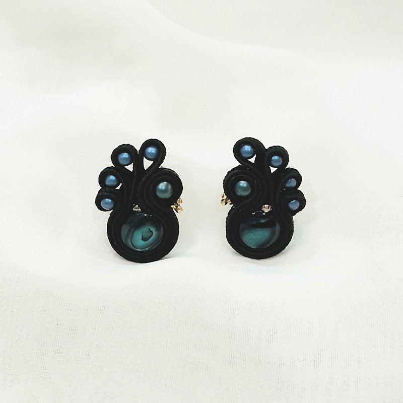 手工縫製飾帶耳環 ST160822 - 耳環/耳夾 - 聚酯纖維 藍色