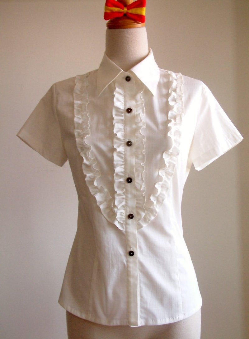 Ruffled shirt-basic version - เสื้อเชิ้ตผู้หญิง - วัสดุอื่นๆ ขาว
