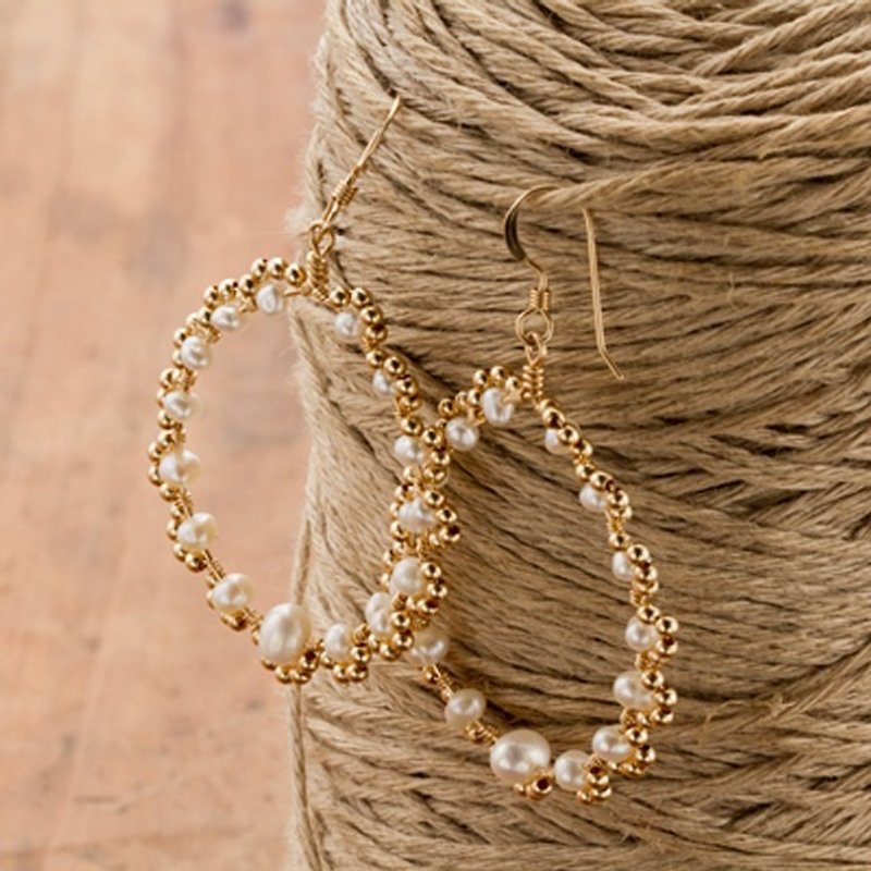 Earrings, freshwater pearl + 14KGF, drop design earrings with frills, FrillPr01 - ต่างหู - โลหะ ขาว