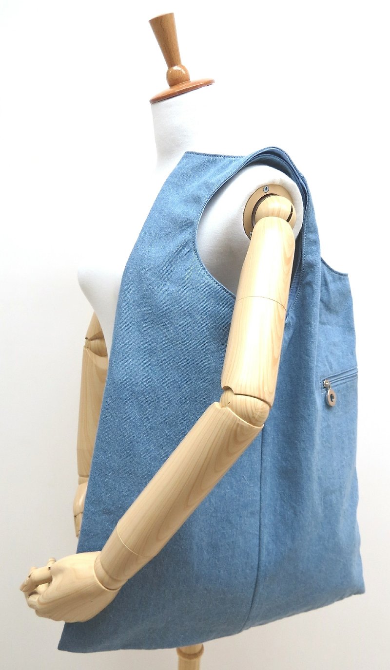 Love Denim type washing water denim bag --- light blue (washed denim) - กระเป๋าแมสเซนเจอร์ - วัสดุอื่นๆ สีน้ำเงิน