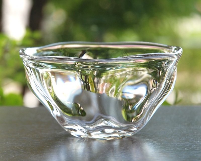 Evening twilight swaying small glass bowl - Bowls - Glass White