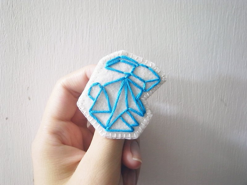 ORIGAMI Origami Embroidery Forest Series - sky-blue bunny pins - Brooches - Thread Blue