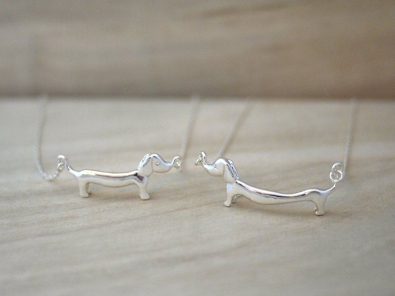 [金夏琳‧ Jewelry] Small Dachshund Dog Necklace - สร้อยคอ - โลหะ 