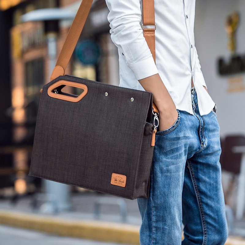 Square Clutch Briefcase Lightweight Personality Design Fashionista - Brown - กระเป๋าคลัทช์ - วัสดุอื่นๆ สีนำ้ตาล