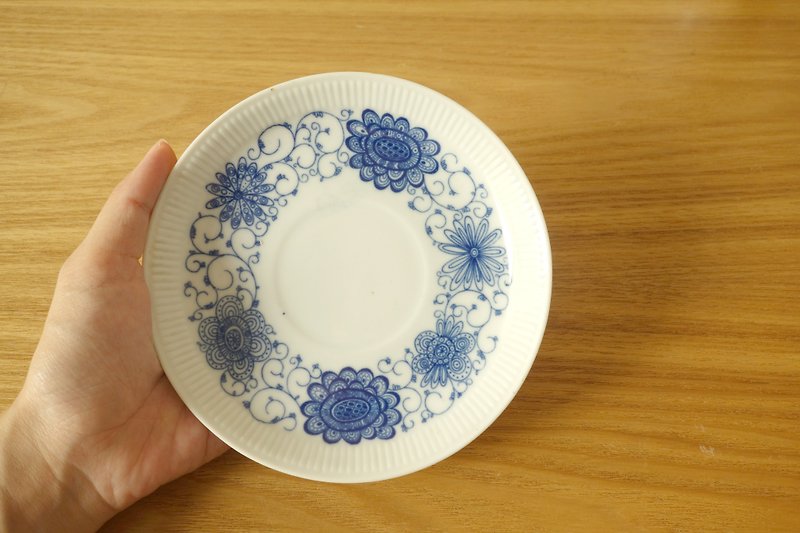 ロシアンブルーの花スモールキャップ - 小皿 - その他の素材 ブルー