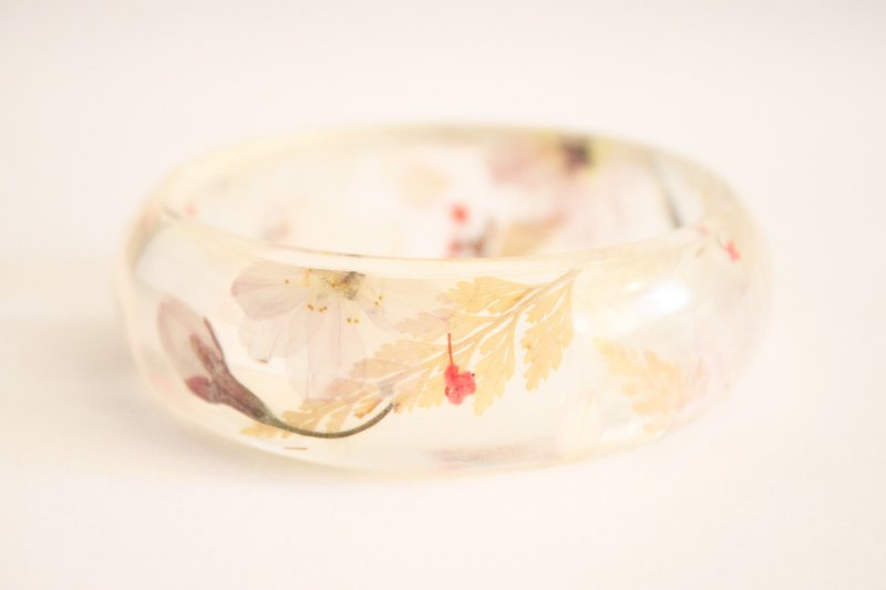 Yahua cherry bracelet / Sakura Bracelet - Bracelets - Plants & Flowers White