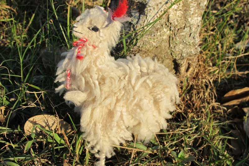 Alpaca 100% 毛料手工縫製 羊駝娃娃-白捲 - 公仔/玩偶 - 其他材質 白色