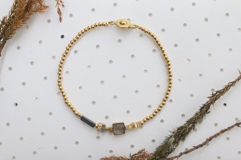 <☞ HAND IN HAND ☜> spectrum stone - change brass bracelet (0763) - Bracelets - Paper Gray