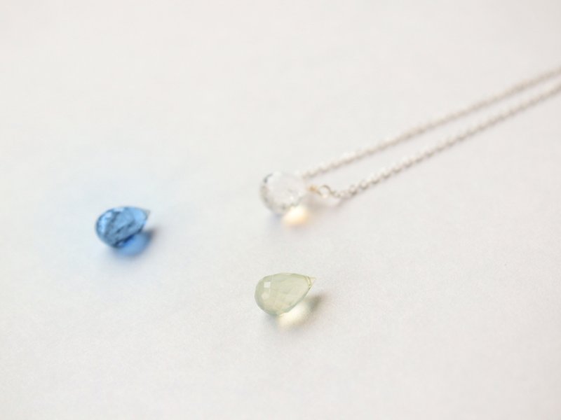 Journal prehnite / rainbow semi-precious stones naked muscle Silver necklace clavicle - สร้อยคอ - โลหะ สีเขียว
