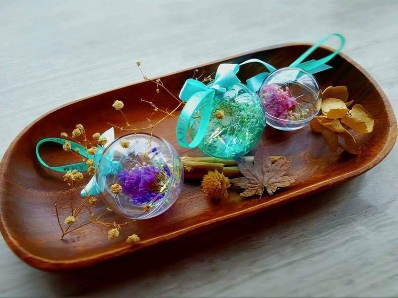 AHM HANDMADE乾花璀璨泡沫水晶球 組合 三個 - 木工/竹藝/紙雕 - 紙 