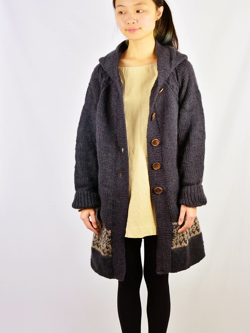 Hand-woven woolen long coat _ dark gray _ fair trade - เสื้อแจ็คเก็ต - วัสดุอื่นๆ สีเทา