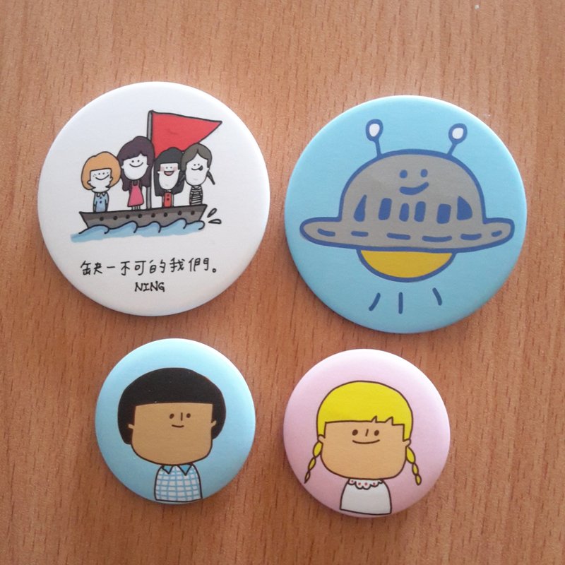 Large and small badge / pin (Limited Offer combination) - เข็มกลัด/พิน - วัสดุอื่นๆ 