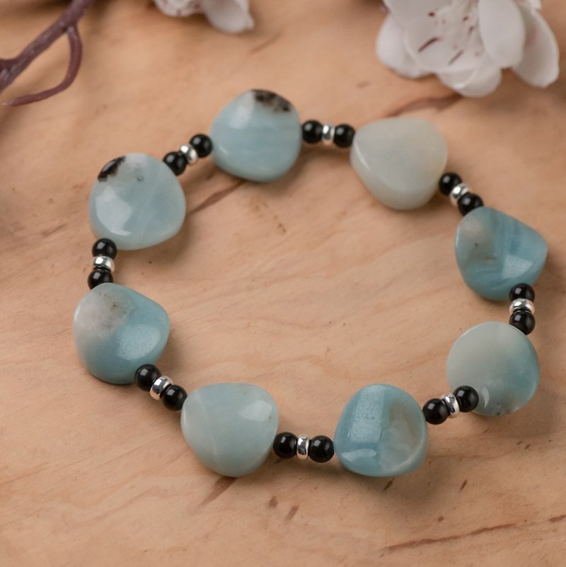 Bloom. Tianhe Stone Twist 16mm single layer bracelet. Please be sure to read the instructions before placing an order - Bracelets - Semi-Precious Stones Blue