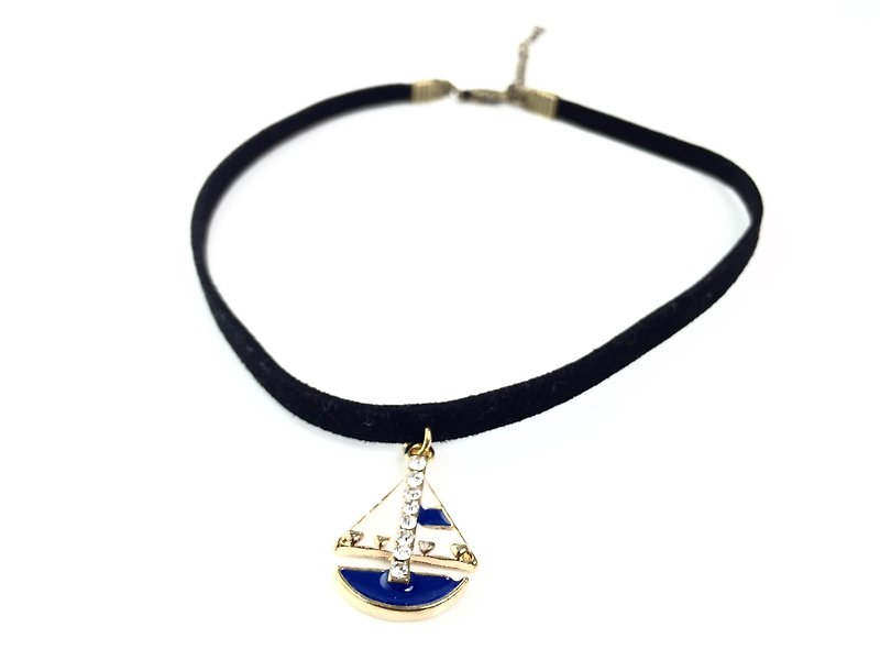 Gold Sailing / suede black rope (Necklace) - Necklaces - Genuine Leather Black