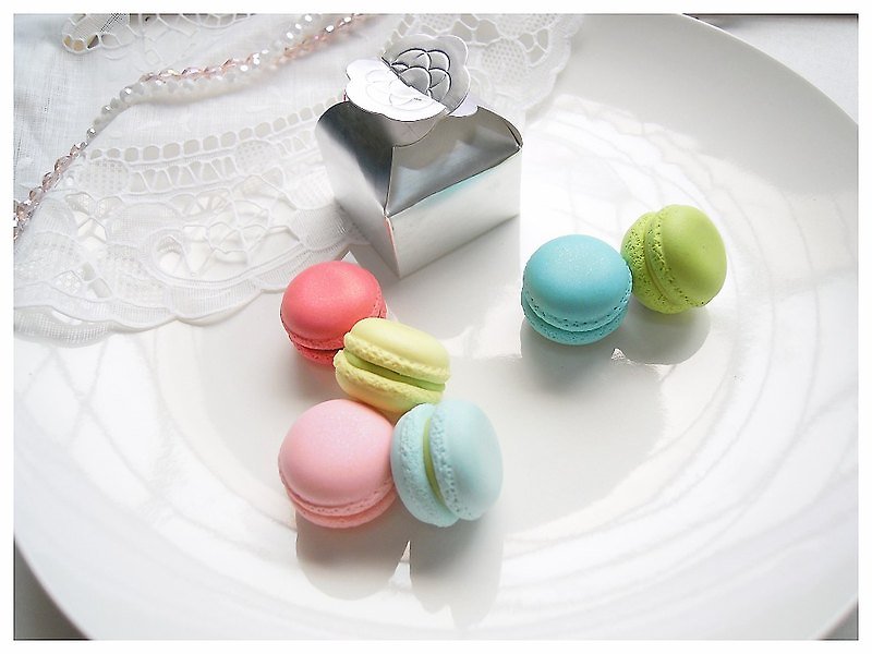 {レディパーク}ロマンチックなフランスのマカロン手作り粘土真珠ラウンドマグネットビジター産業と商業デザート結婚式の贈り物小さなもの。箱の包装を含む[シングル] - マグネット - 粘土 