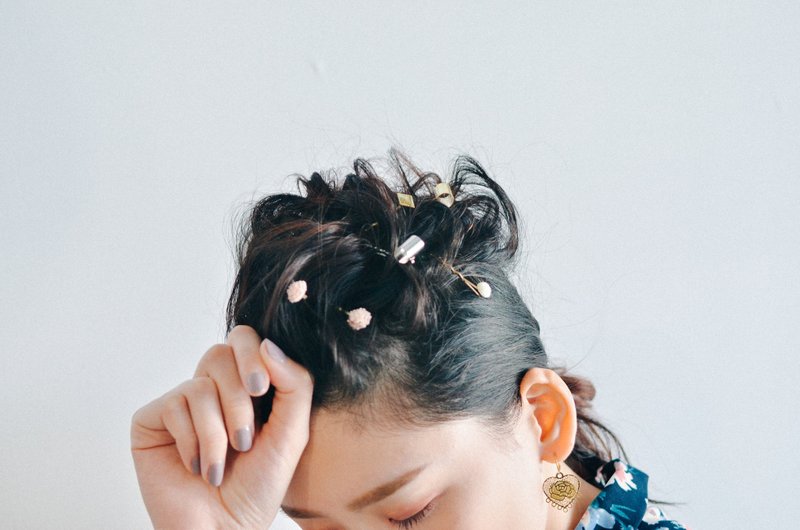Marygo﹝花朵、滿天星餅乾﹞金色髮夾 - 髮夾/髮圈 - 其他金屬 黃色