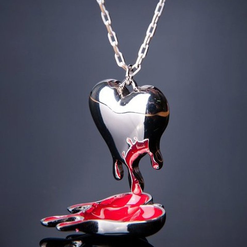 Melting Heart pendant, Heart Pendant, Red Heart Pendant - สร้อยคอ - โลหะ สีแดง
