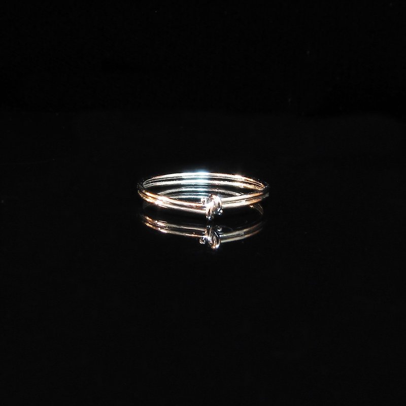Winwing metal braided ring-knot heart ring. Handmade. Memorial ring. Lovers' Ring - แหวนคู่ - โลหะ 