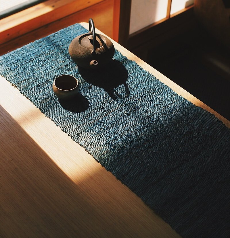 ラミーリネンカーテン布茶の茶の席愛染植物染料手織りの丘 - コースター - コットン・麻 ブルー