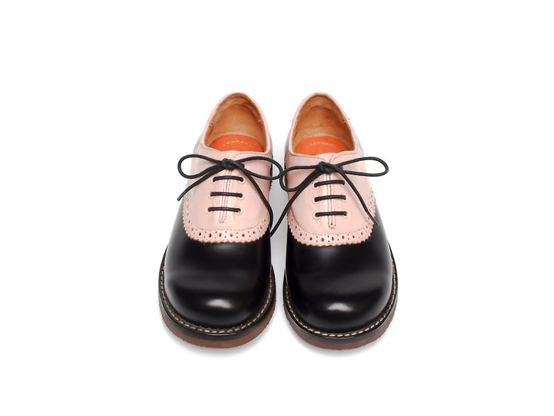 【Gentlewoman】ASHLEY Vintage two-tone Saddle Oxford PINKxWHITE - รองเท้าอ็อกฟอร์ดผู้หญิง - หนังแท้ 
