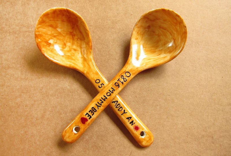 {客製化情人節禮物預售中}烤陶瓷湯匙(可客製烤上名子喔！) - Cutlery & Flatware - Other Materials Gold