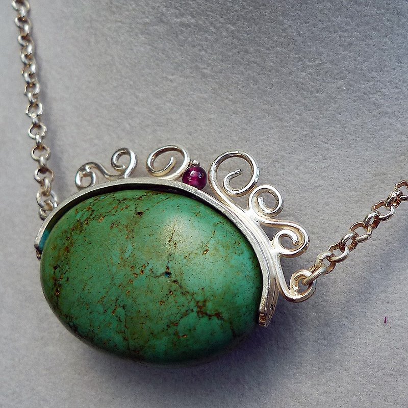 Handmade Art Deco Pendant ~ Travel to No. 5 with a bag, Qingye (color sold) - Necklaces - Semi-Precious Stones Green