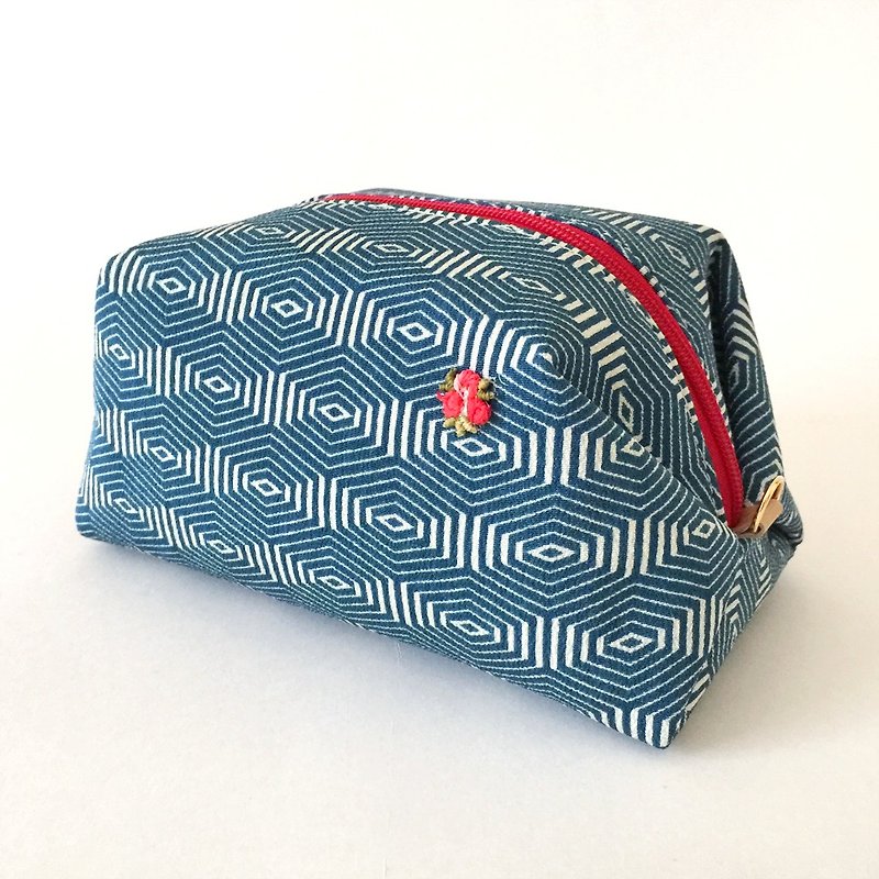 Pouch with Japanese Traditional Pattern, Kimono (Large) - Toiletry Bags & Pouches - Other Materials Blue