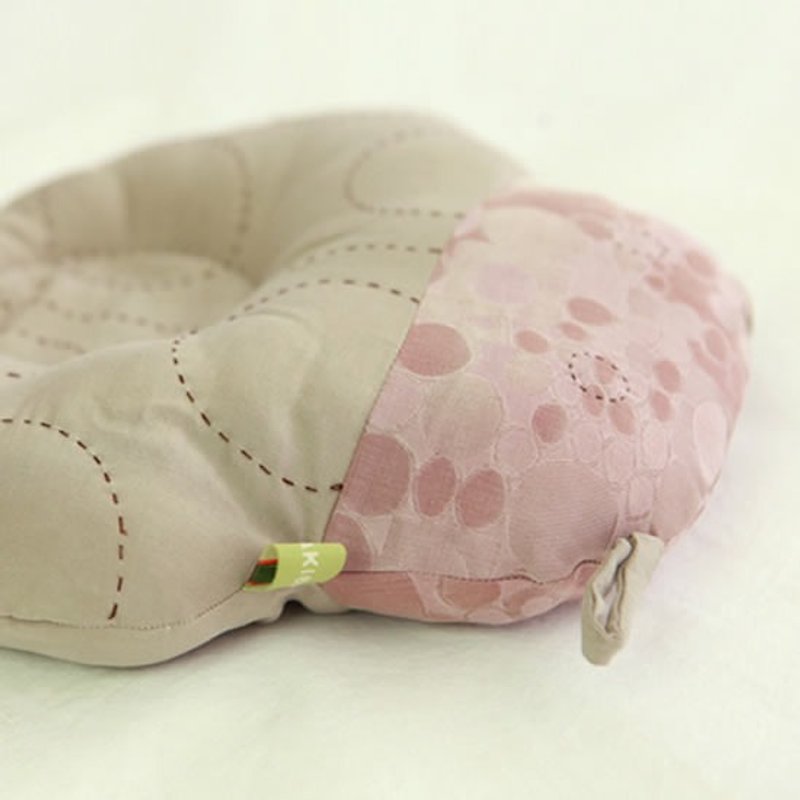 KAKIBABY Patent Natural Persimmon Dyeing Cloth - Ladybug (Red) Infant Special Head Styling Pillow - ของขวัญวันครบรอบ - ผ้าฝ้าย/ผ้าลินิน สีทอง