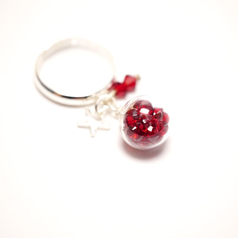 A Handmade 紅色水晶吊飾玻璃球指環 - 戒指 - 玻璃 