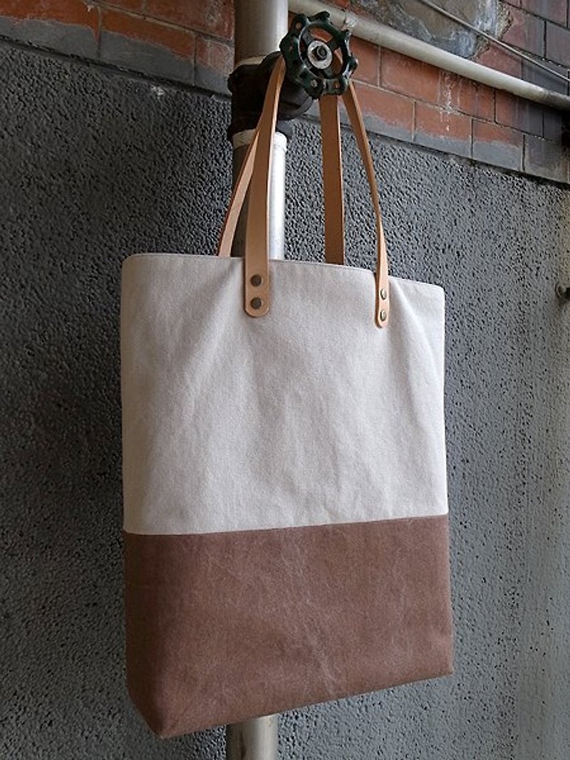 Autumn hand-dyed canvas bag - กระเป๋าแมสเซนเจอร์ - วัสดุอื่นๆ 