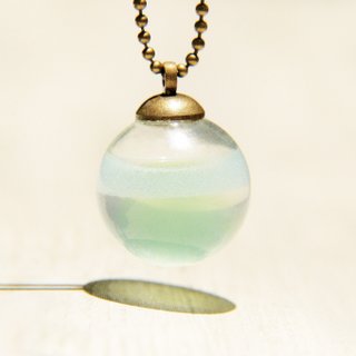 / Ocean Wind / British Transparent Glass Ball Necklace-Fresh Ocean