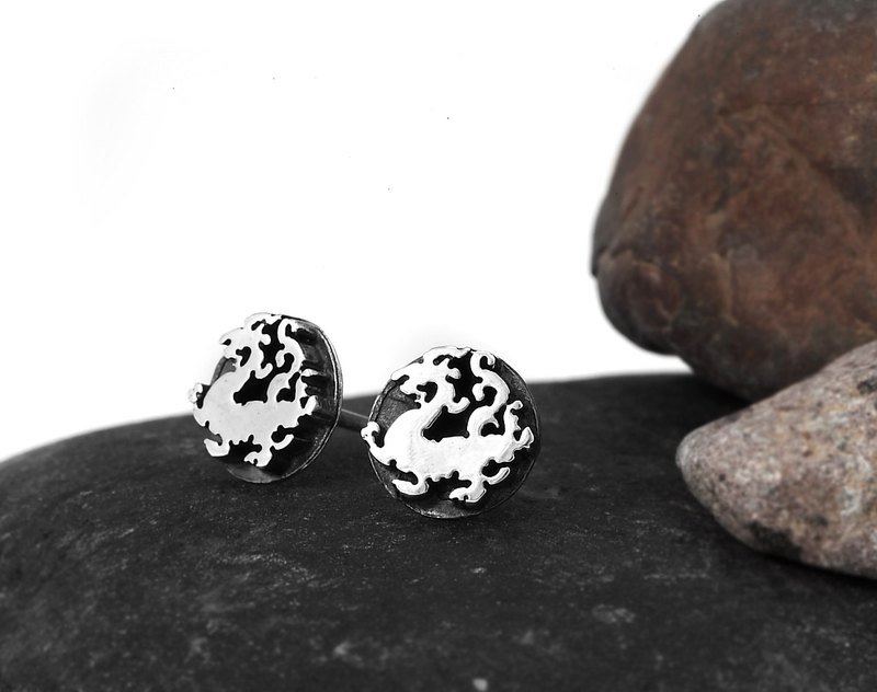 China four animal series: basaltic China Wind earrings Silver earrings (single) -ART64 - ต่างหู - โลหะ สีเทา