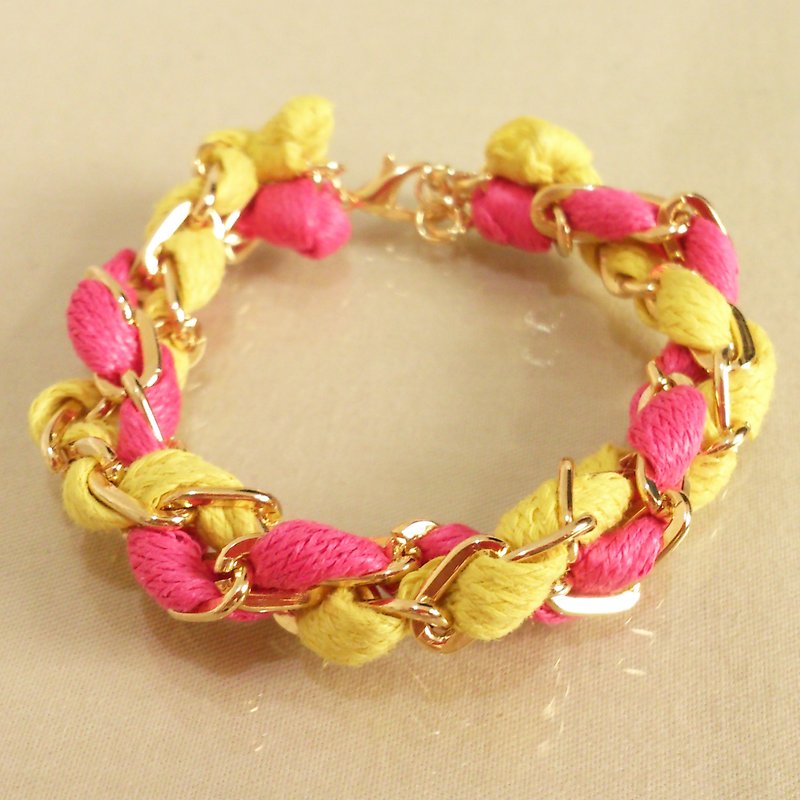 ~ Fairy tale - a double circle color wax rope bracelet ~ ~ peach pink + yellow duckling - สร้อยข้อมือ - โลหะ สึชมพู