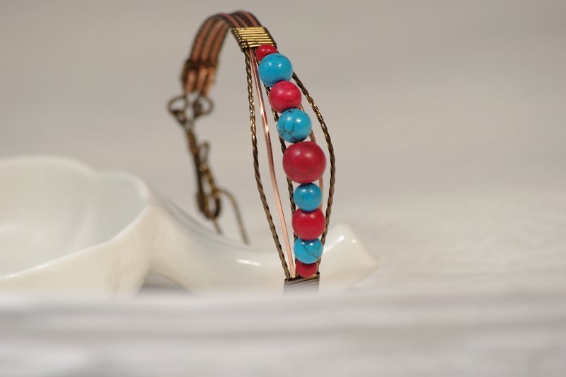 Turquoise bronze bracelet - สร้อยข้อมือ - โลหะ หลากหลายสี
