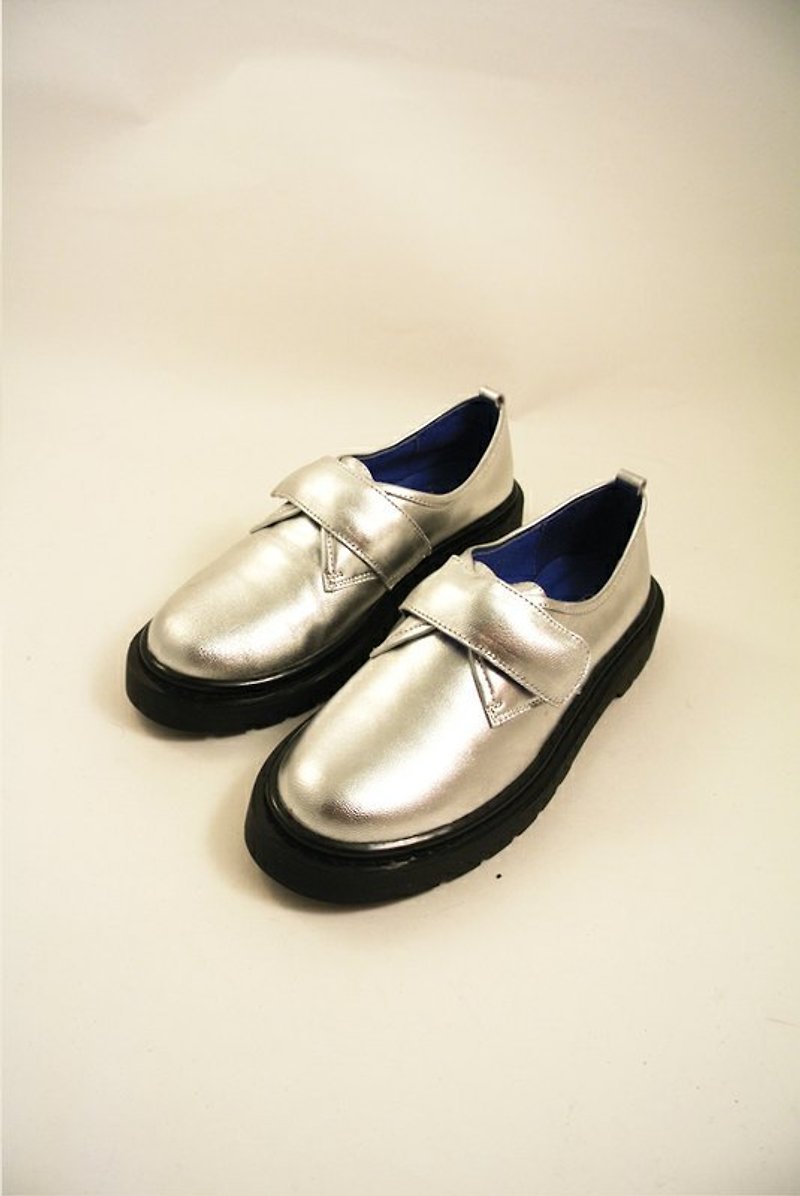 大頭大頭下雨不愁．人家有傘便鞋 - Women's Casual Shoes - Genuine Leather Gray
