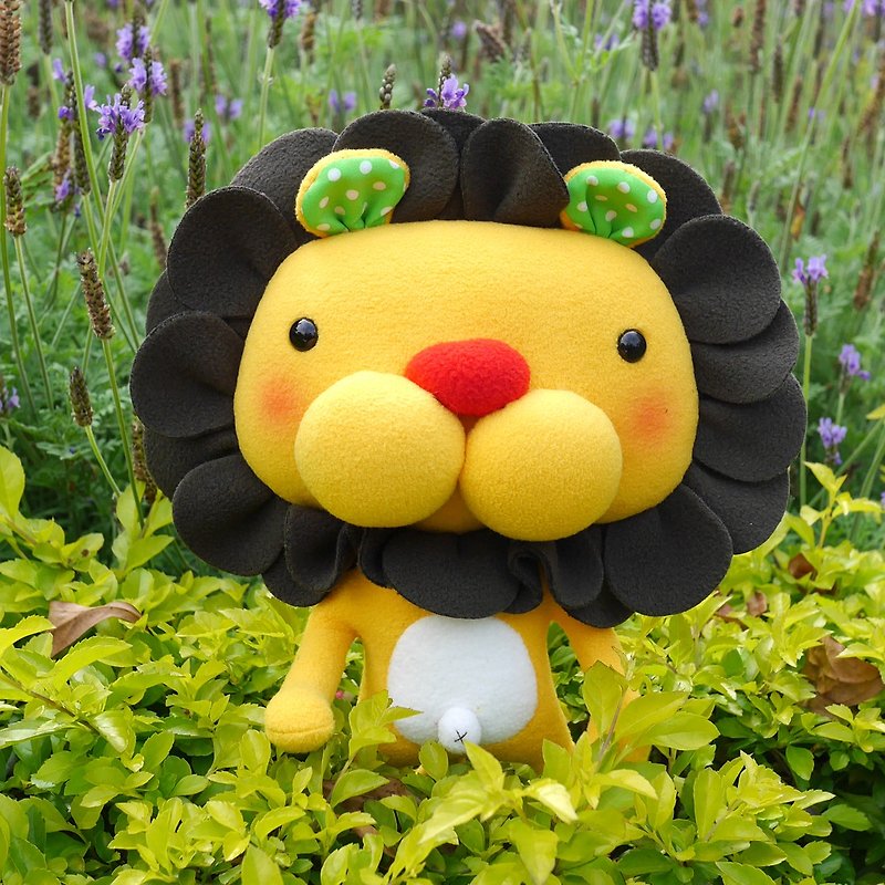 Balloon-Petal Lion Doll (Large) - ตุ๊กตา - วัสดุอื่นๆ สีเหลือง