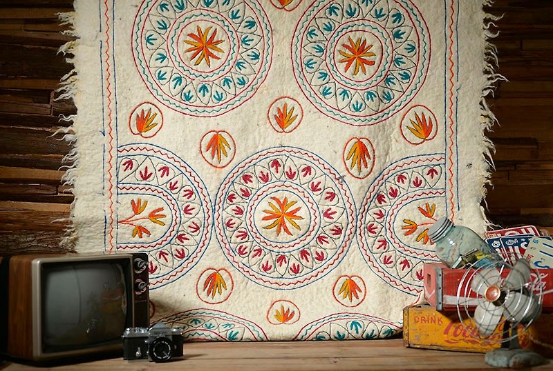 Hand-woven carpets - Blankets & Throws - Thread White