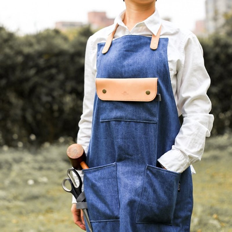 點子包【icleaXbag】第三代皮革手工工作圍裙 餐廳 服務員 職業圍裙 工作服 淺藍丹寧 - 圍裙 - 真皮 