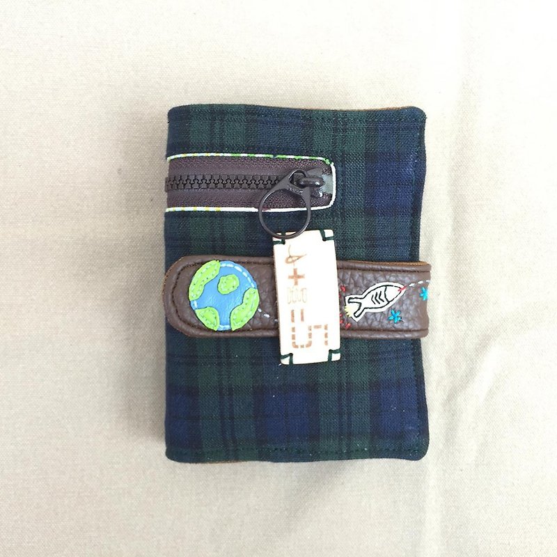 *Rocket hit the earth green grid short clip* - Wallets - Other Materials Green