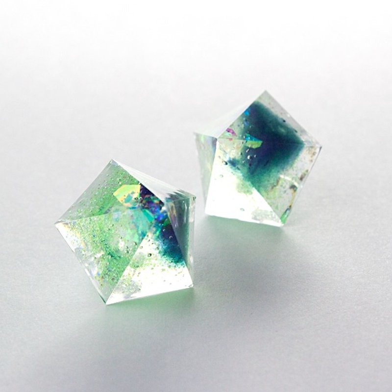ペンタゴンピアス(澱み陽炎) - 耳環/耳夾 - 其他材質 綠色