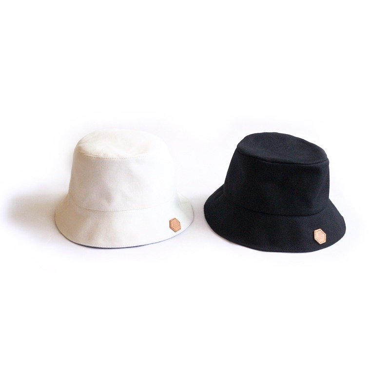 JOJA│ 純黑-單面漁夫帽 VS 牛奶白x天藍-雙面漁夫帽 *限量組合價* - 帽子 - 其他材質 白色