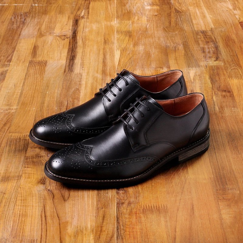 Vanger Elegant and Beautiful ‧Classical and Elegant Wing Pattern Carved Official Shoes Va145 All-match Black - รองเท้าอ็อกฟอร์ดผู้ชาย - หนังแท้ สีดำ
