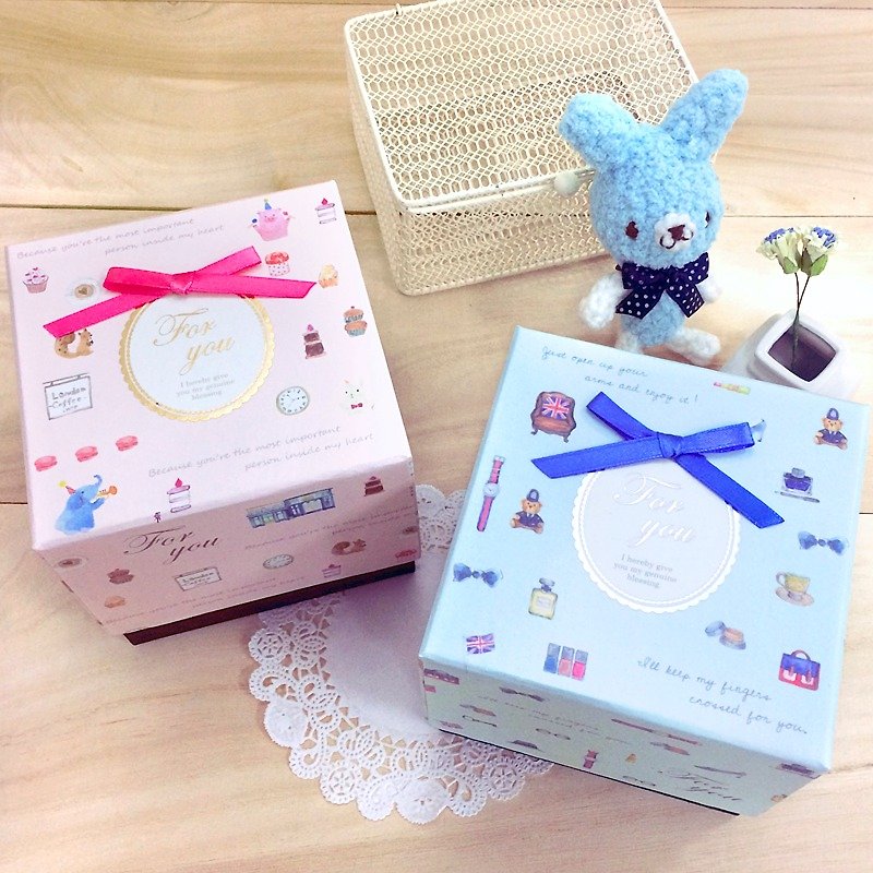 Berger stationery x taste of life [gift box (in)] two designs - Gift Wrapping & Boxes - Paper Multicolor