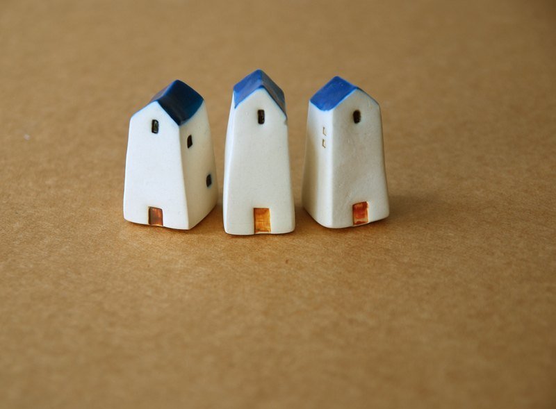 Mini Handmade Thao House (blue top x3) - Pottery & Ceramics - Other Materials 