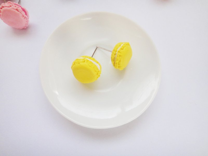 黃色馬卡龍耳環 - 耳環/耳夾/耳骨夾 - 黏土 黃色