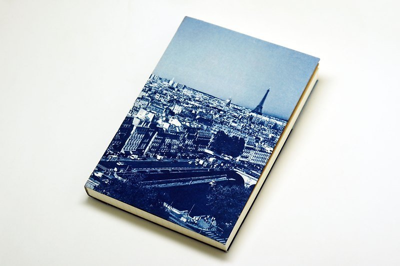 Handmade Blue Sun Notebook-Paris and the Monsters - สมุดบันทึก/สมุดปฏิทิน - กระดาษ สีน้ำเงิน