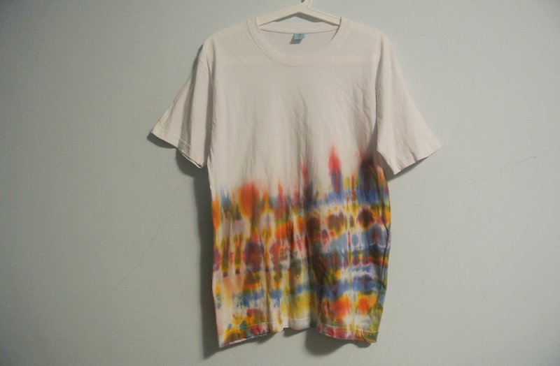 彥彥手染 - Yen Yen 渲染衣 短袖。 T恤。嬉皮。 - Unisex Hoodies & T-Shirts - Cotton & Hemp Multicolor
